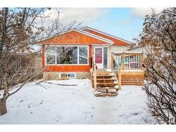 11928 86 ST NW  Edmonton, AB T5B 3K2