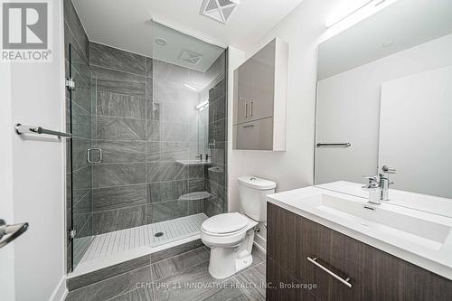 517 - 180 Fairview Mall Drive, Toronto, ON - Indoor Photo Showing Bathroom