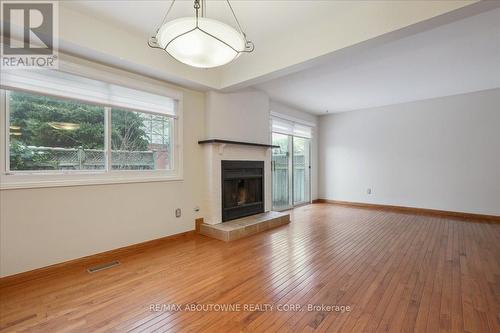 22 - 3050 Orleans Road, Mississauga, ON - Indoor Photo Showing Living Room With Fireplace