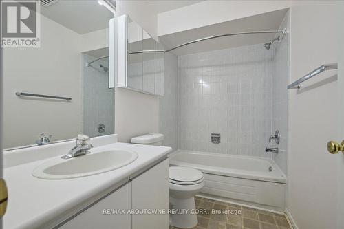 22 - 3050 Orleans Road, Mississauga, ON - Indoor Photo Showing Bathroom