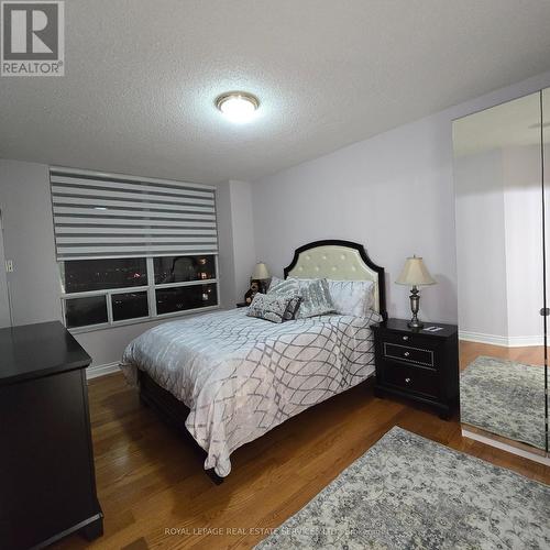 2701 - 35 Kingsbridge Garden Circle, Mississauga, ON - Indoor Photo Showing Bedroom