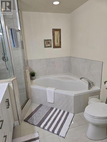 2701 - 35 Kingsbridge Garden Circle, Mississauga, ON - Indoor Photo Showing Bathroom