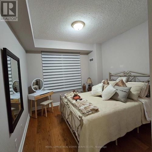 2701 - 35 Kingsbridge Garden Circle, Mississauga, ON - Indoor Photo Showing Bedroom