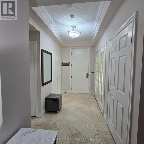 2701 - 35 Kingsbridge Garden Circle, Mississauga, ON - Indoor Photo Showing Other Room