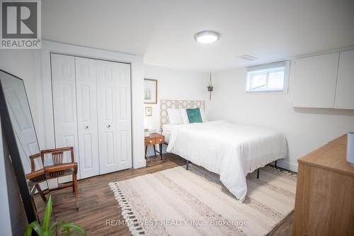 2 - 93 Peel Street, Barrie, ON - Indoor Photo Showing Bedroom