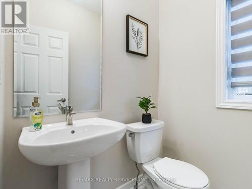 259 Fleetwood Drive, Oshawa, ON - Indoor Photo Showing Bathroom