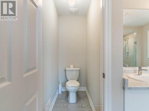 259 Fleetwood Drive, Oshawa, ON - Indoor Photo Showing Bathroom