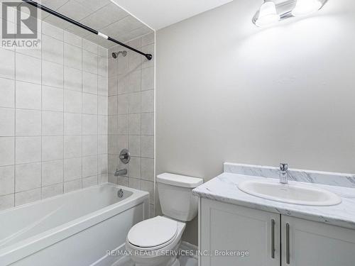 259 Fleetwood Drive, Oshawa, ON - Indoor Photo Showing Bathroom