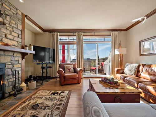 Salon - 4-175 Rue Du Mont-Plaisant, Mont-Tremblant, QC - Indoor Photo Showing Living Room