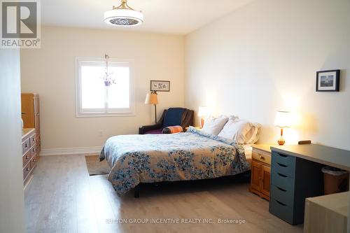 104 Lily Drive, Orillia, ON - Indoor Photo Showing Bedroom