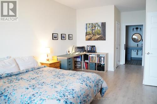 104 Lily Drive, Orillia, ON - Indoor Photo Showing Bedroom