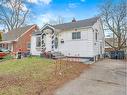 880 Prado, Windsor, ON 