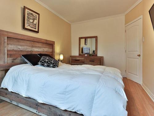 Master bedroom - 2494 Ch. De St-Césaire, Marieville, QC - Indoor Photo Showing Bedroom