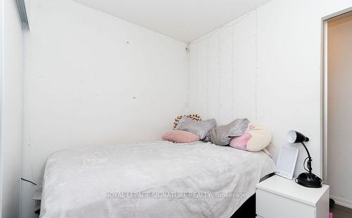 508E-36 Lisgar St, Toronto, ON - Indoor Photo Showing Bedroom