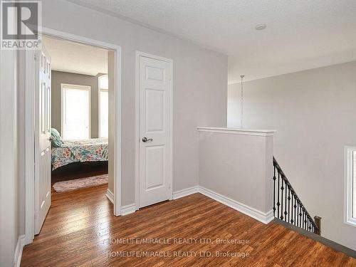 971 Kennedy Circle, Milton, ON - Indoor Photo Showing Other Room