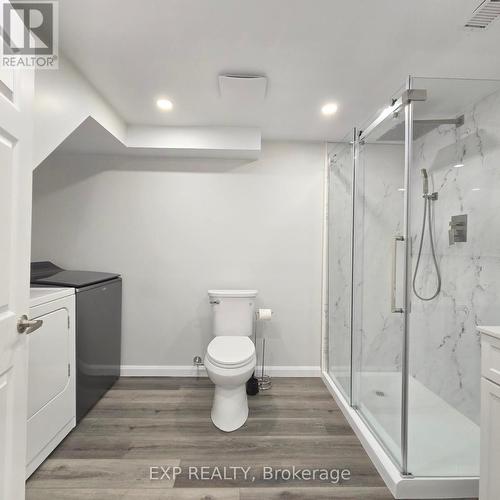 Bsmt - 77 Seaborn Road, Brampton, ON - Indoor Photo Showing Bathroom