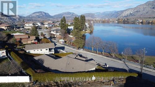 6730 Lakeside Drive, Oliver, BC 