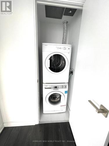 4209 - 50 Charles Street E, Toronto, ON - Indoor Photo Showing Laundry Room