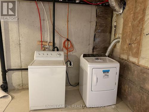 G - 67 Puisaya Drive, Richmond Hill, ON - Indoor Photo Showing Laundry Room