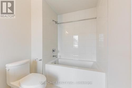 11 Sweet Gale Crescent, Richmond Hill, ON - Indoor Photo Showing Bathroom