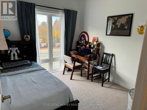 2505 Littlefield Crescent, Oakville, ON - Indoor Photo Showing Bedroom