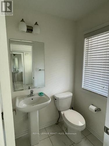 1174 Duignan Crescent, Milton, ON - Indoor Photo Showing Bathroom