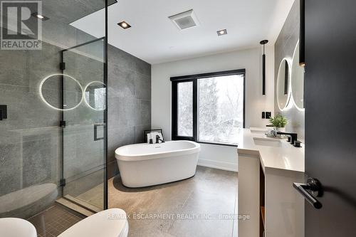 1175 Ogden Avenue, Mississauga, ON - Indoor Photo Showing Bathroom