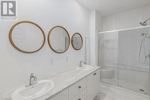 26 King Street, Montague, ON - Indoor Photo Showing Bathroom