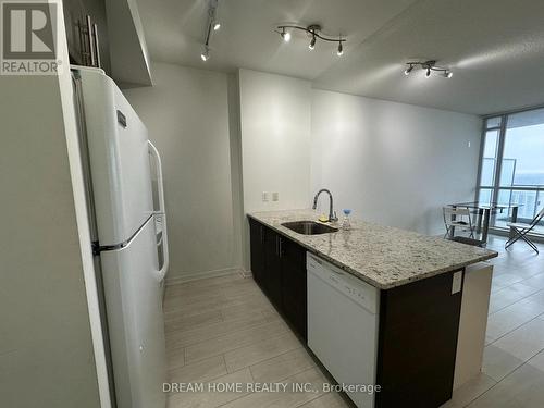 2511 - 70 Forest Manor Road, Toronto, ON - Indoor Photo Showing Kitchen