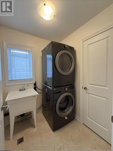 1201 Rexton Drive, Oshawa, ON - Indoor Photo Showing Laundry Room