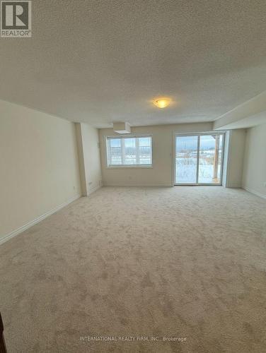 1201 Rexton Drive, Oshawa, ON - Indoor Photo Showing Other Room