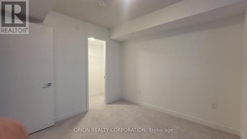 322 - 556 Marlee Avenue, Toronto, ON - Indoor Photo Showing Other Room