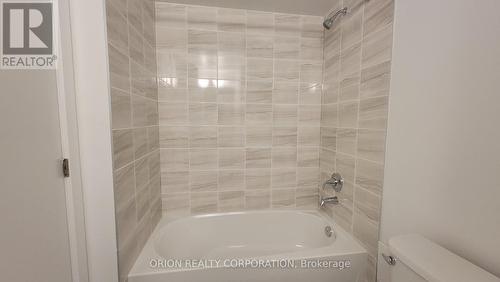 322 - 556 Marlee Avenue, Toronto, ON - Indoor Photo Showing Bathroom