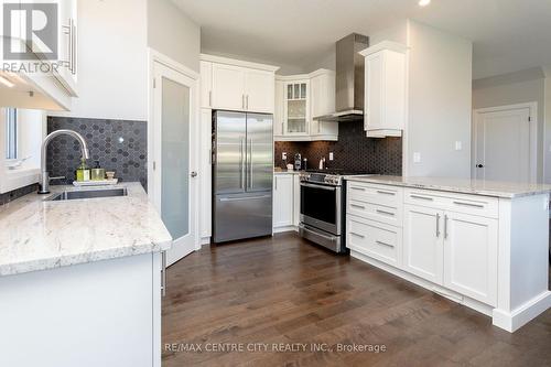 58 Timberwalk Trail, Middlesex Centre (Ilderton), ON - Indoor Photo Showing Kitchen