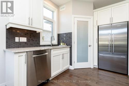 58 Timberwalk Trail, Middlesex Centre (Ilderton), ON - Indoor Photo Showing Kitchen