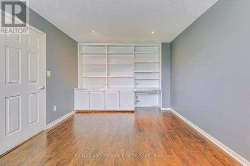 1269 Abbey Court, Burlington, ON - Indoor Photo Showing Other Room