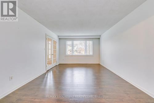 1269 Abbey Court, Burlington, ON - Indoor Photo Showing Other Room