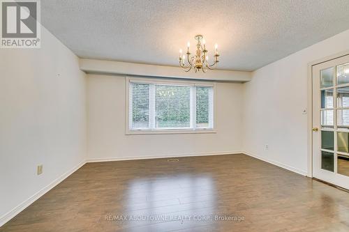 1269 Abbey Court, Burlington, ON - Indoor Photo Showing Other Room