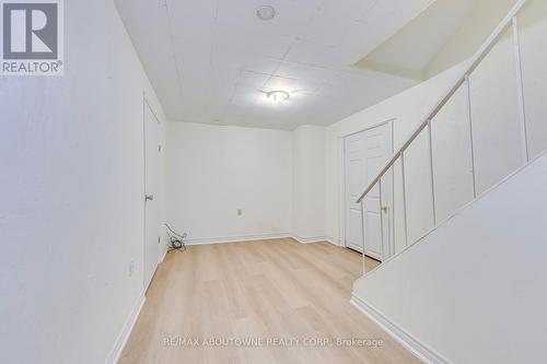 1269 Abbey Court, Burlington, ON - Indoor Photo Showing Other Room