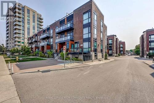 B602 - 5279 Highway 7, Vaughan, ON - Outdoor With Balcony With Facade