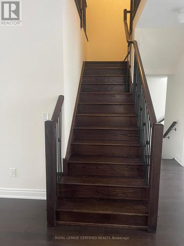 1434 Davis Loop, Innisfil, ON - Indoor Photo Showing Other Room