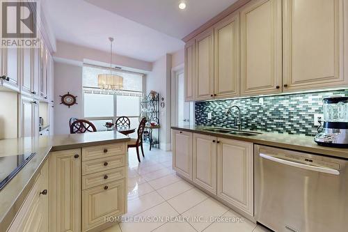 2620 - 70 Roehampton Avenue, Toronto, ON - Indoor Photo Showing Kitchen With Double Sink