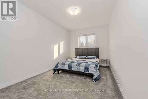 22 Sandstone Street, Cambridge, ON - Indoor Photo Showing Bedroom