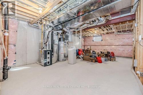 22 Sandstone Street, Cambridge, ON - Indoor Photo Showing Basement