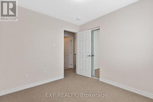 59 Tapadero Avenue, Ottawa, ON - Indoor Photo Showing Other Room