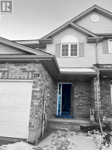 126 Templewood Drive, Kitchener, ON - Outdoor