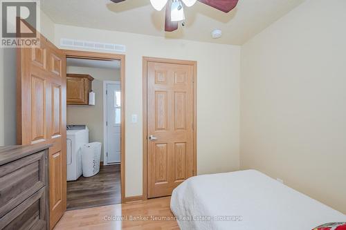 41 Cedarbush Crescent, Puslinch, ON - Indoor Photo Showing Bedroom