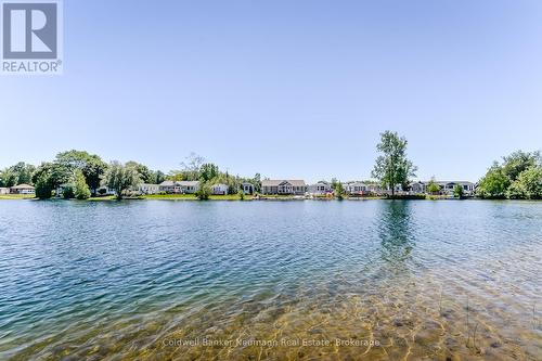 41 Cedarbush Crescent, Puslinch, ON - Outdoor With Body Of Water With View