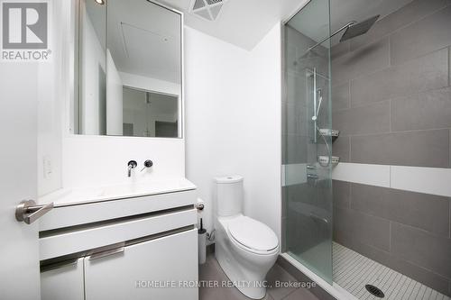 1513 - 197 Yonge Street, Toronto, ON - Indoor Photo Showing Bathroom