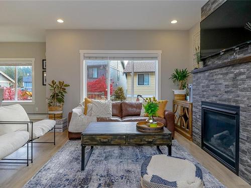 3439 Turnstone Dr, Langford, BC - Indoor Photo Showing Living Room With Fireplace